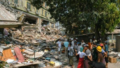 黃金72小時剛過，緬甸軍坐不住了，中國救援隊還在，就直接開火了