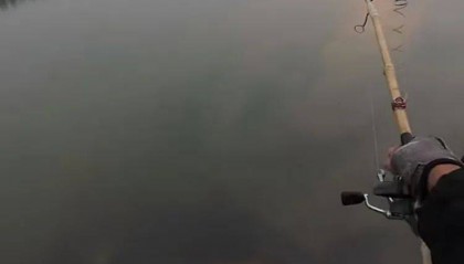 “當(dāng)時(shí)就無心釣魚了！”河南釣友在洛陽(yáng)附近“釣”到古碑？文保部門回應(yīng)