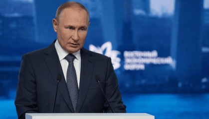 俄政壇大地震，緊急時(shí)刻，普京連夜離開(kāi)俄羅斯！對(duì)外釋放強(qiáng)烈訊息！