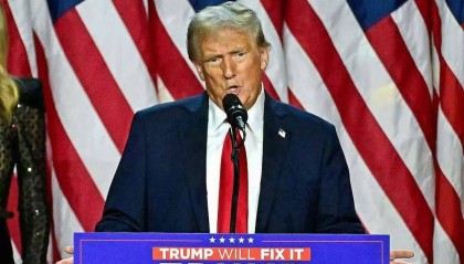 特朗普發(fā)動(dòng)清算，1300名反華分子收到通知，卷鋪蓋走人一個(gè)不留