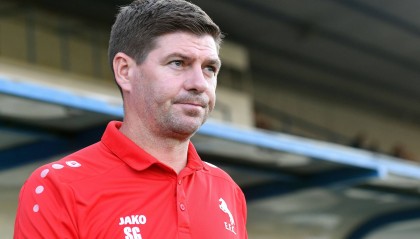 球迷熱議杰拉德或下課：他等著拿解約金，為了看利物浦居然不訓(xùn)練