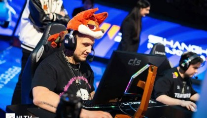 電競選手Zeus回應(yīng)女學(xué)生被開除：她從未提過她有男朋友，我感到很遺憾