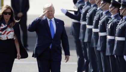 不到24小時，俄羅斯三面受敵，中方到底幫不幫？外交部回應亮了