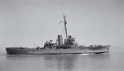 央視官宣：福建艦正待入列！話里話外，還不忘點(diǎn)名日本出云號