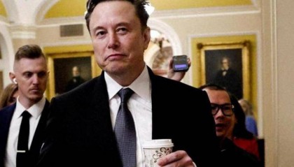 馬斯克一刀下去，幫了中國2個大忙，臺灣民眾開始了抓內(nèi)鬼行動