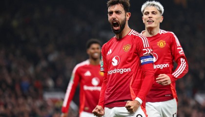 觀戰(zhàn)臺：曼聯(lián)火拼切爾西 阿森納惡戰(zhàn)紐卡+巴薩同城德比