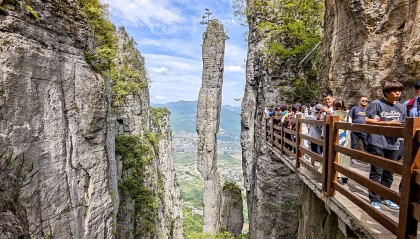 5A級景區(qū)付費可“插隊”？市場手段用錯了地方