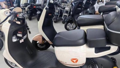 “出廠(chǎng)就限制了，沒(méi)法改裝”，明天起，買(mǎi)“小電驢”有重大變化