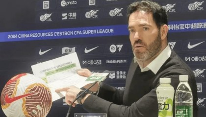 人物 | 蘇亞雷斯笑著離開 他說自己給下一任留下了更好的國安隊(duì)