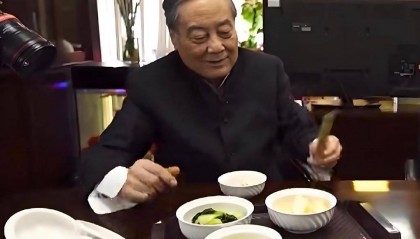 宗慶后聲稱一天只花幾塊錢，實(shí)際上滿世界買豪宅，海外資產(chǎn)18億