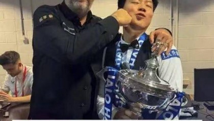 輸?shù)魶Q賽后“不服”，威廉姆斯“拳打”趙心童