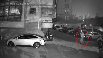 江蘇一男子戴仿真“人皮”面具入室盜竊，流竄多個小區(qū)作案，涉案金額達(dá)15萬余元