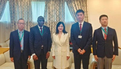 大使王敏，正式赴任