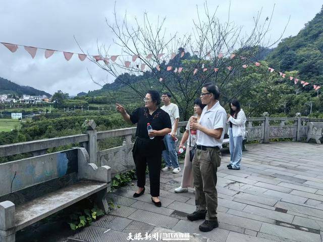 貴陽市觀山湖區(qū)關工委赴百花湖鎮(zhèn)調(diào)研民宿建設和發(fā)展情況