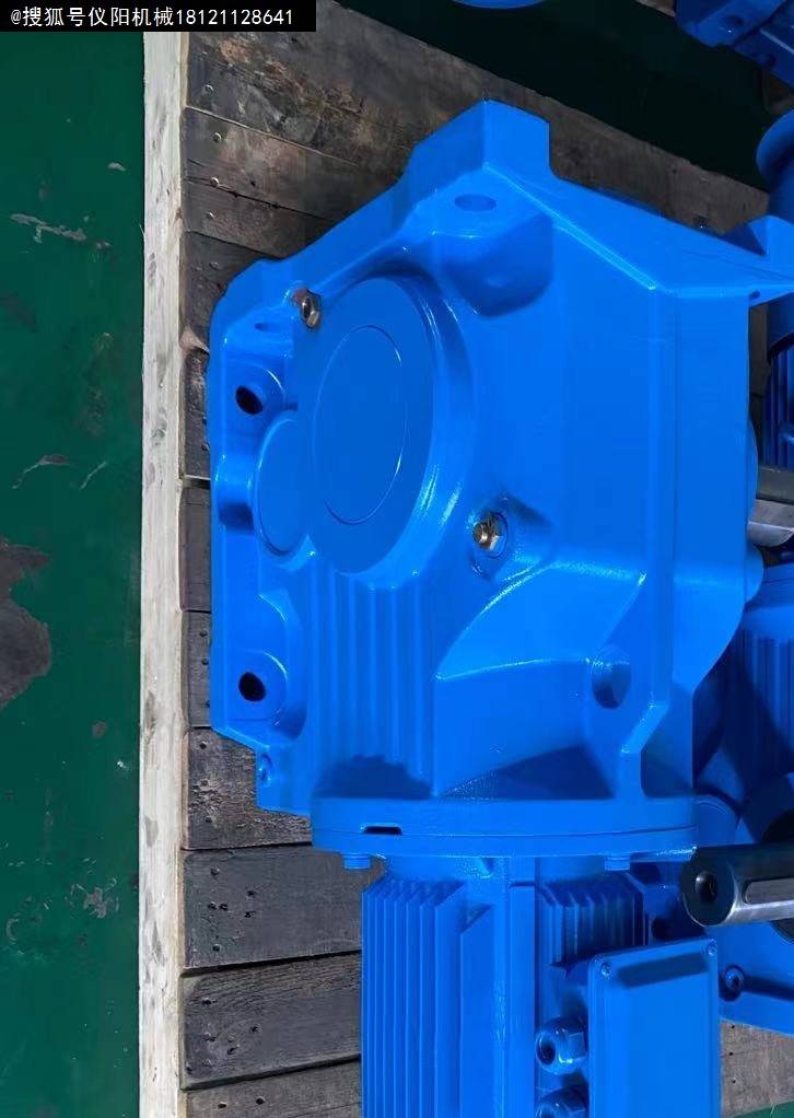 SA100-Y11-4P減速機(jī)SA100DRE160MC4-70.04底腳尺寸的解釋