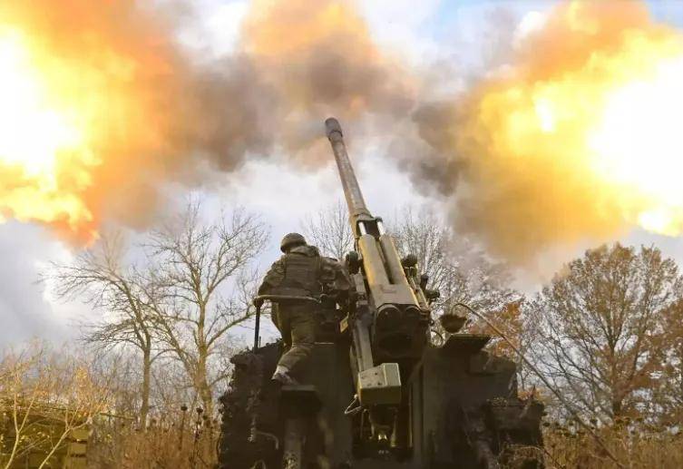 烏軍高層披露：俄軍傷亡突破70萬！80枚炮彈狂炸俄本土，烏10萬精銳猛攻俄防線