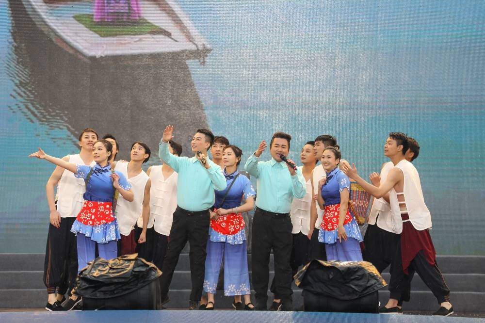 村歌嘹亮，唱出“最強音” 首屆巴渝和美鄉(xiāng)村村歌大賽落幕