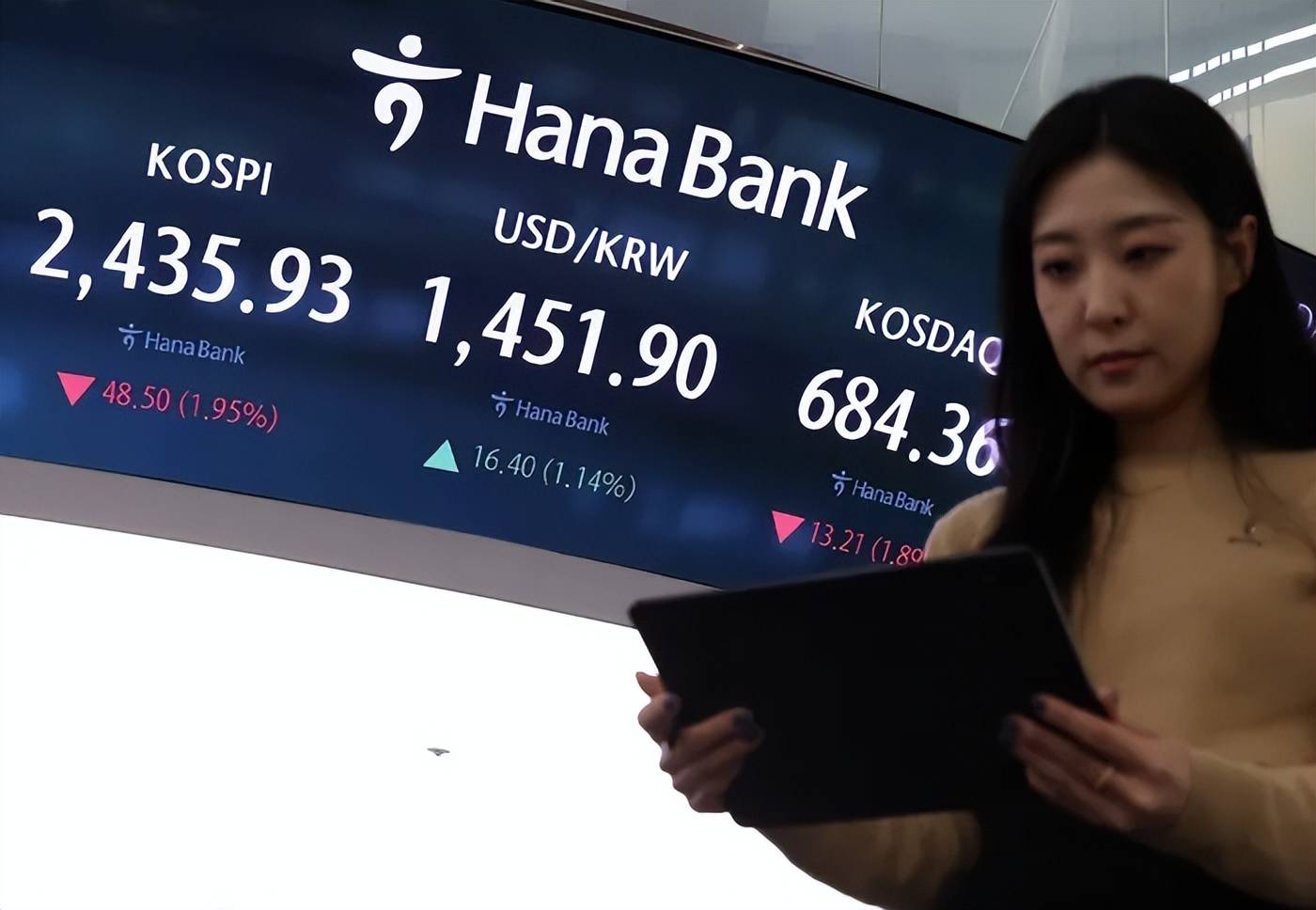 這里外資加速逃離，怎么辦？