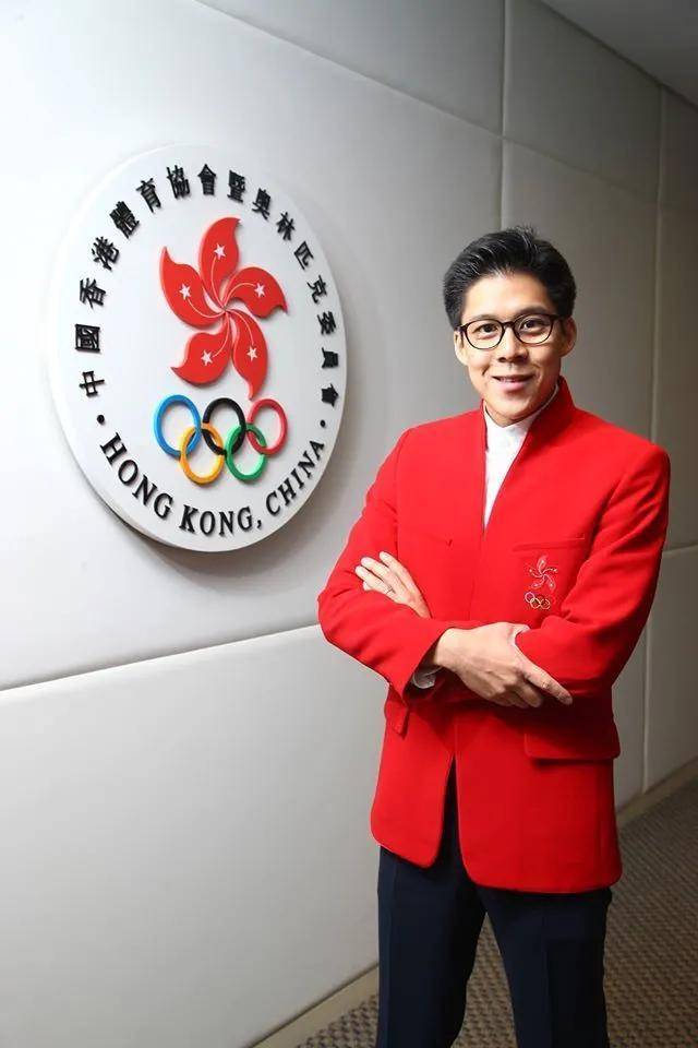 霍啟剛：我敢不疼老婆嗎？那可是拿3000億繼承權(quán)換的！