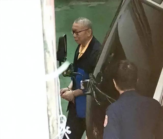檢察官嗆柯文哲“你不是智商157？”黃國(guó)昌怒轟臺(tái)灣司法墮落