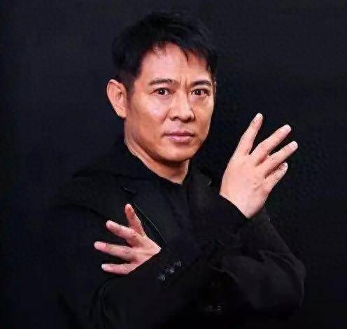 李連杰:后事一切從簡(jiǎn)，不用立碑也不用辦喪事，樹葬海葬都可以