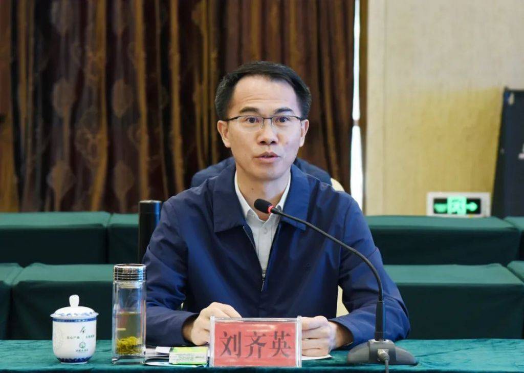劉齊英被罷免廣東省人大代表職務(wù)，曾任珠海市香洲區(qū)區(qū)長