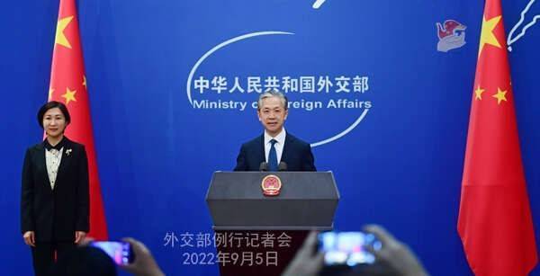 華春瑩卸任外交部發(fā)言人，毛寧“接棒”任外交部新聞司司長(zhǎng)