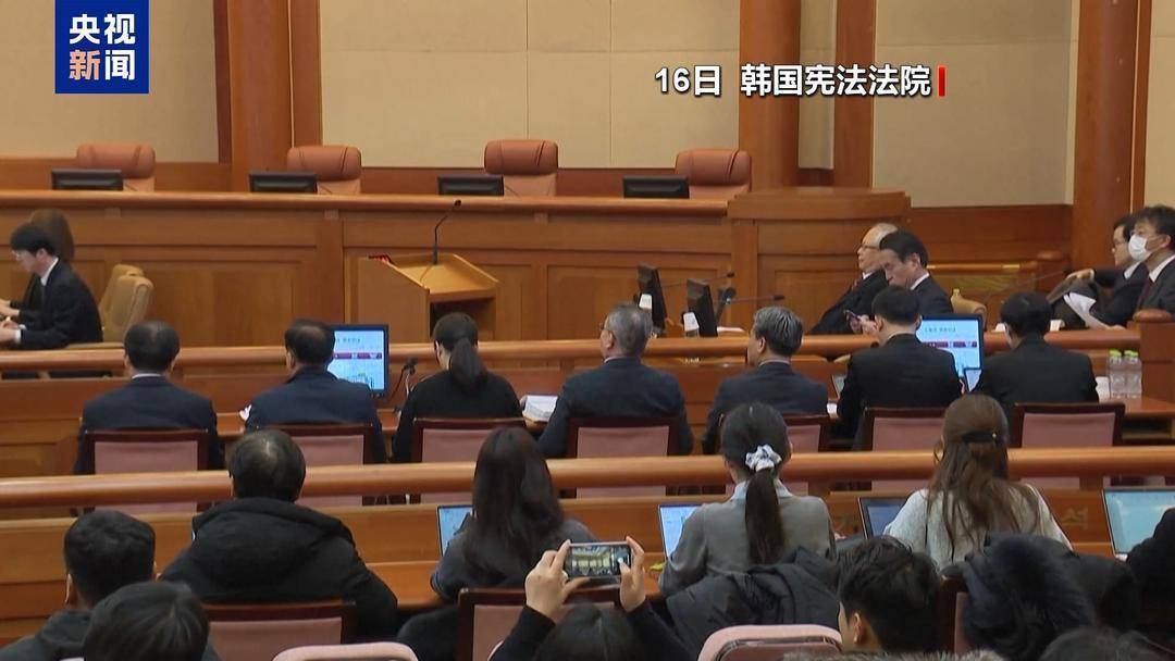 關(guān)鍵48小時(shí)即將截止 尹錫悅始終保持沉默 這場(chǎng)逮捕風(fēng)暴如何收尾？