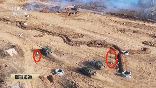 央視曝光解放軍演習(xí)：坦克和機(jī)器狗集群攻擊，美軍給島內(nèi)提了個(gè)醒