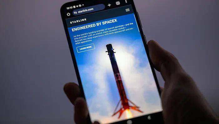 曝蘋果與馬斯克發(fā)生沖突，蘋果與SpaceX正爭奪供應(yīng)有限的頻譜使用權(quán)