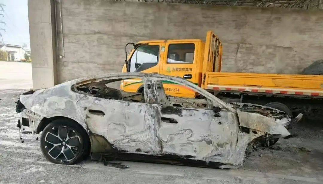 “人活活燒沒了”熱傳！小米汽車，剛剛回應(yīng)