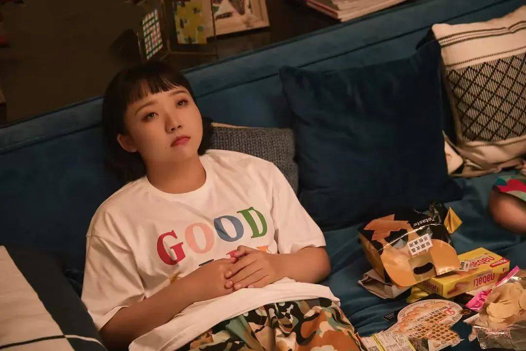 一個月只花30元，985畢業(yè)生擠滿躺平賽道