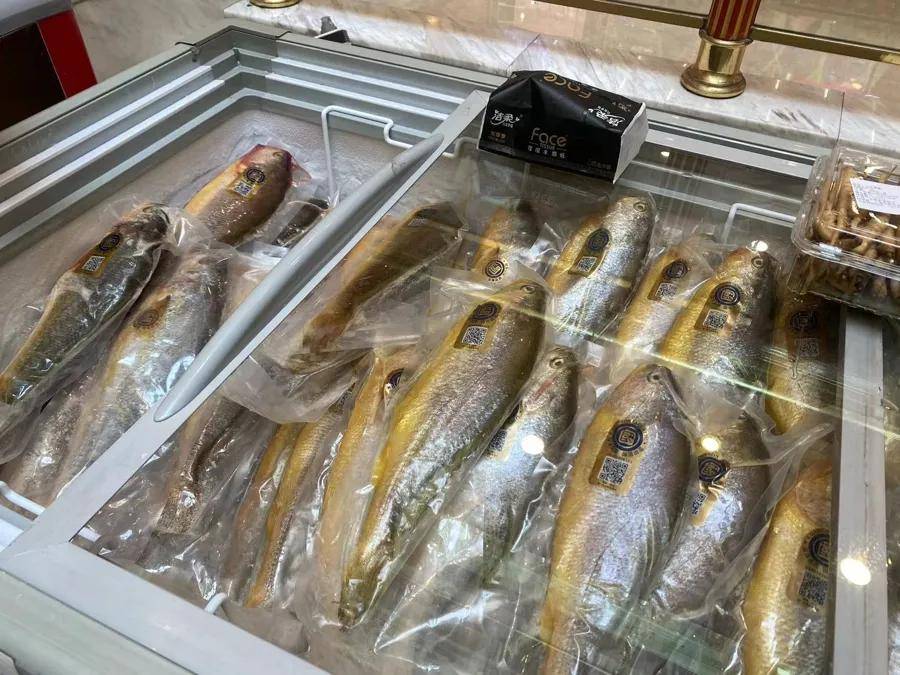 “1800元的出口商品219元拿下”！上海人假期瘋狂“撿漏”，這里外貿(mào)好東西都賣爆了，新品還將接力上市