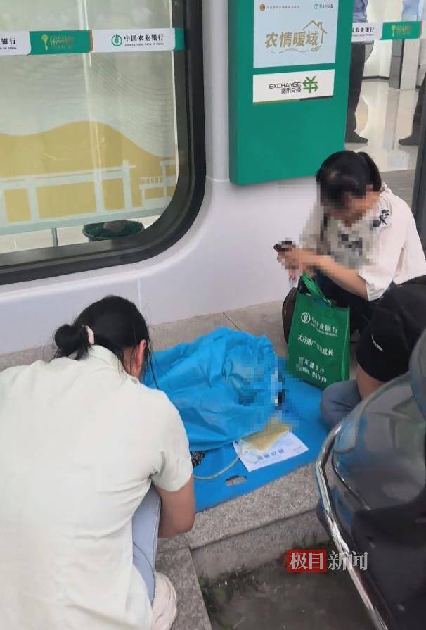 家屬稱重病婦女被要求“本人到銀行”才能取款，辦理業(yè)務過程中人突然去世，株洲多方回應