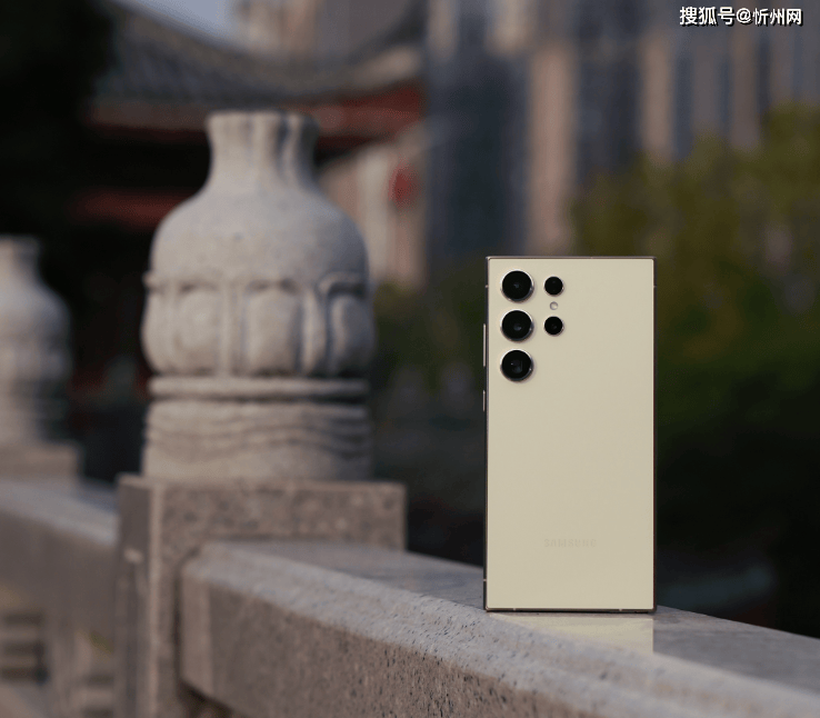 曾經(jīng)被冷落如今618大降價成為爆款，2K屏+100倍變焦，降幅高達(dá)4200元