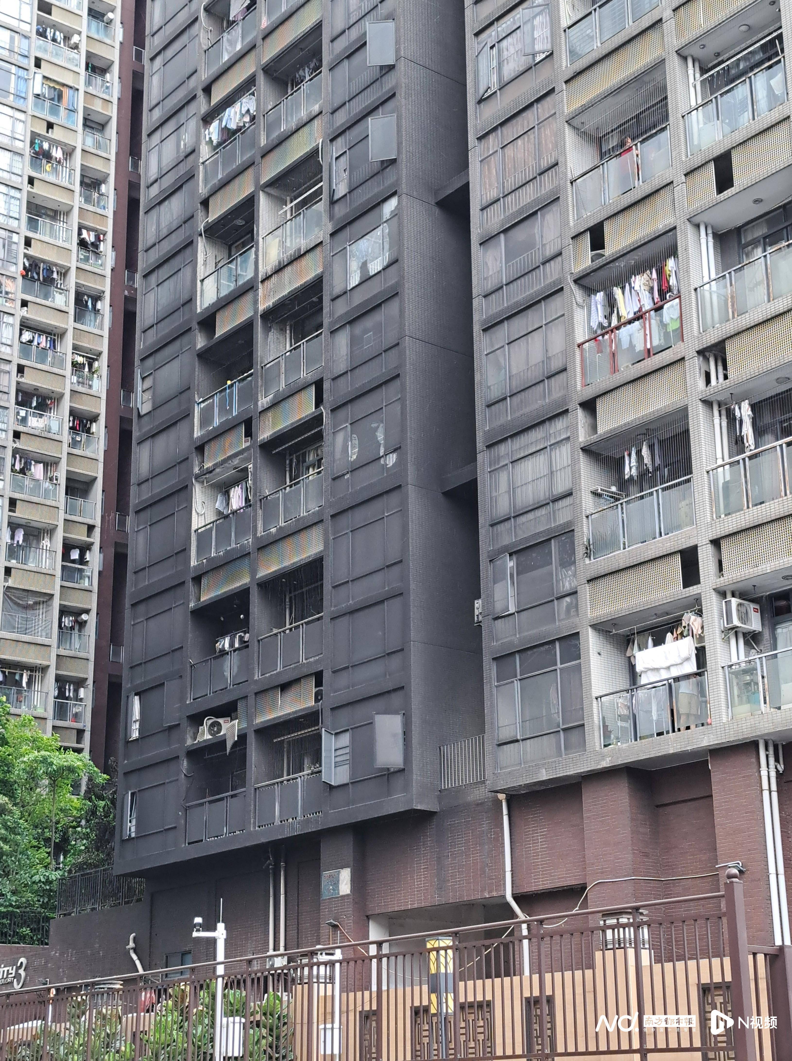 東莞一小區(qū)逾百輛電動(dòng)自行車燒毀！住戶睡夢中被叫醒撤離逃生