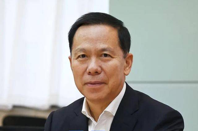 中紀(jì)委周末打虎，劉紹勇落馬！59歲省委常委任上被查，2個(gè)“老虎”被判死緩