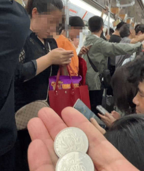 杭州女子坐地鐵想上廁所，進站2分鐘被扣2元！救急攻略請收好