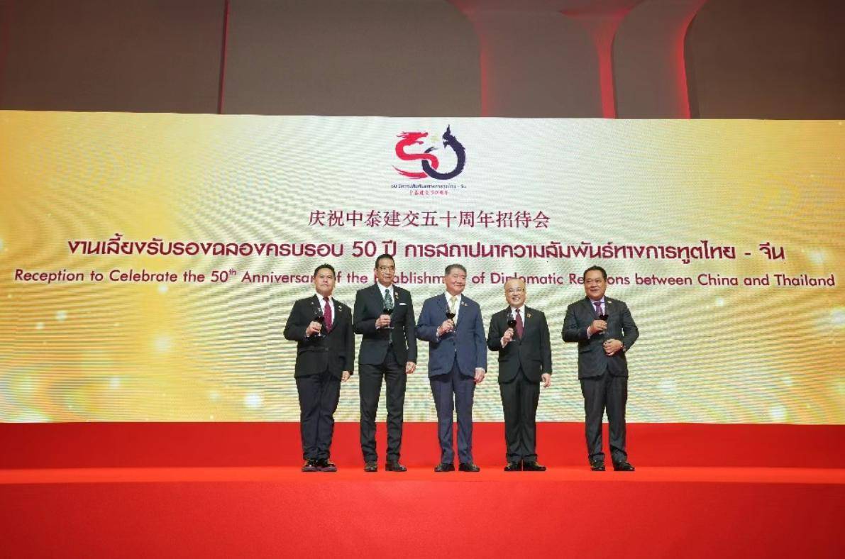 當(dāng)不成總理了！洪瑪奈再出招，要讓佩通坦徹底出局！中方表態(tài)不干涉