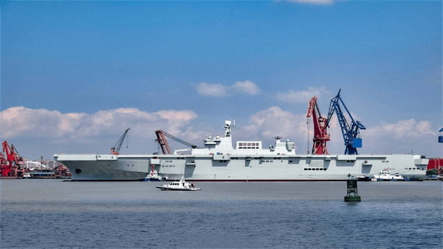 脫下軍服，400多名美軍登陸臺(tái)島！不管誰(shuí)來(lái)都擋不住解放軍利劍