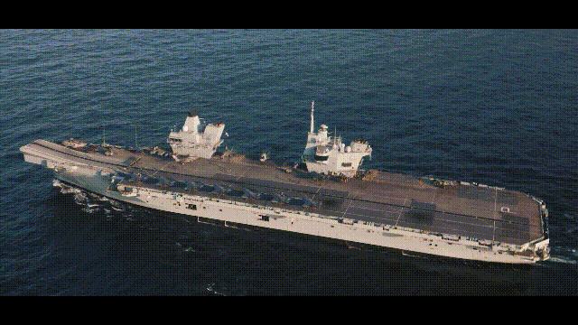 菲軍纏上815電偵船，中國(guó)海軍052D艦鎮(zhèn)場(chǎng)，我們目標(biāo)是英美日航母