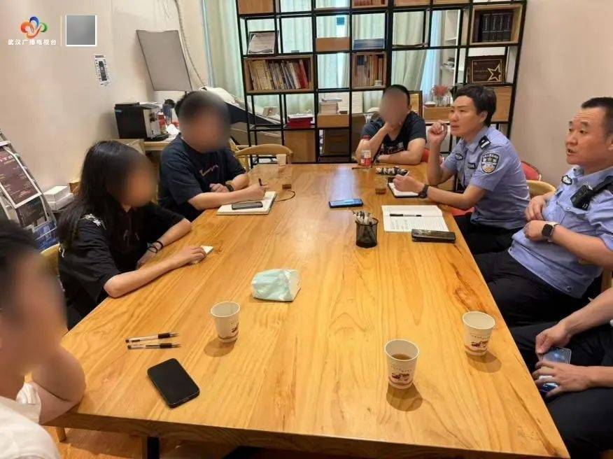 十分緊急！女研究生即將出境，武漢警方火速攔截