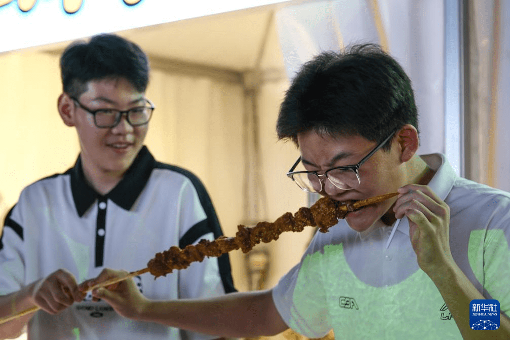 內(nèi)蒙古赤峰：少數(shù)民族傳統(tǒng)體育運動會助力暑期文旅經(jīng)濟