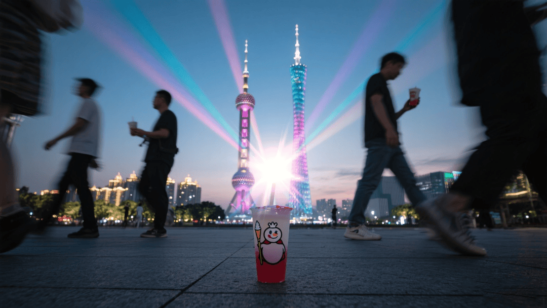 上海人其實(shí)不在乎蜜雪冰城和東方明珠的梗