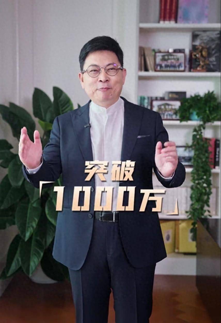 體驗(yàn)軟著陸 鴻蒙生態(tài)為什么要"綁定"千萬大學(xué)生