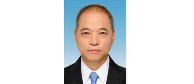 中組部有關(guān)干部局負(fù)責(zé)同志宣布中央決定，他們履新