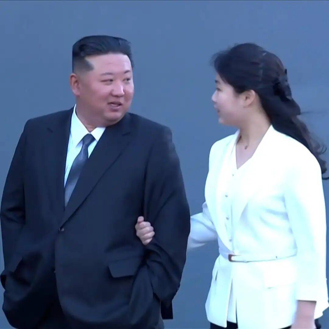 金正恩女兒首登國際舞臺，引爆接班傳聞！英國首相被架空，工黨內(nèi)斗成全武行…