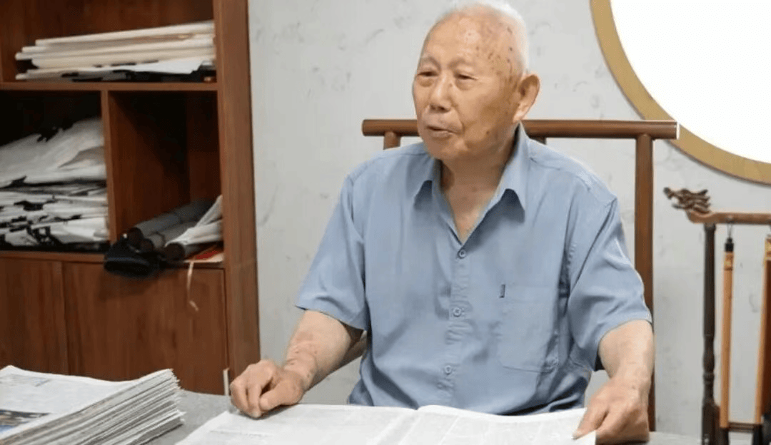 這6位與總書記握手的老戰(zhàn)士是誰？