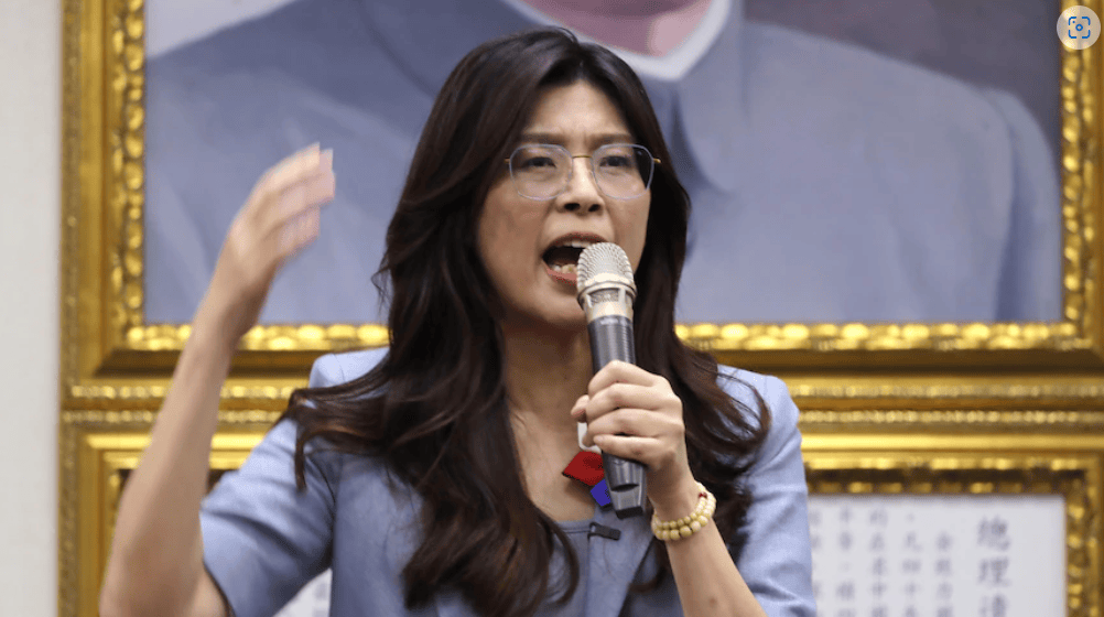 金燦榮：剛上臺就被立了個下馬威，鄭麗文能把國民黨扶上墻嗎？