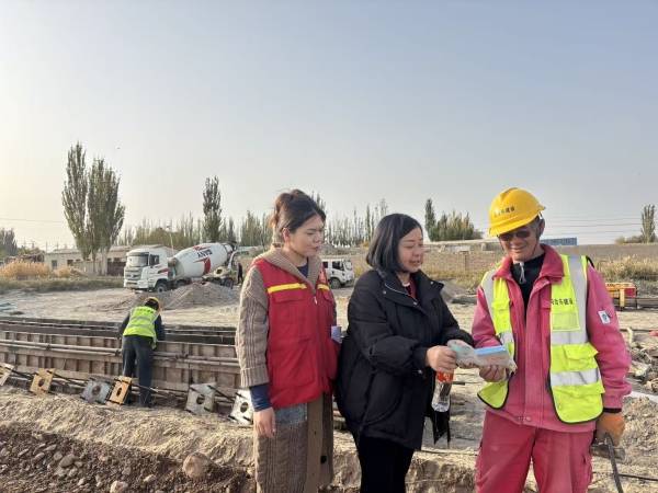 安全生產(chǎn)丨安全宣講進(jìn)工地 共筑平安防火墻